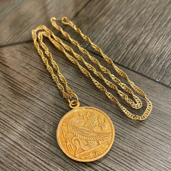 Vintage Jewelry - Vintage 14kt Gold Plated Chain with Egyptian Coin Pendant